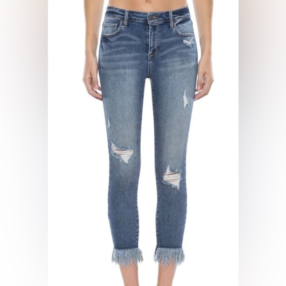Cello Brand Mid Rise Destroy Fringe Crop Jeans